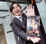 「【巨人】育成ドラ４・河野優作が孫悟空のフィギュアと入寮　スーパーサイヤ人のようにパワーアップへ」の画像1