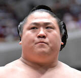 「若隆景が３敗対決を制し、優勝争いに踏みとどまる　琴栄峰を退け千秋楽に２度目の賜杯に望みつなぐ」の画像1