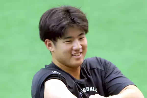 【巨人】石塚裕惺が復帰へ前進　負傷後初めてスパイク履きノック受ける「滑らないな、くらいです」と笑顔