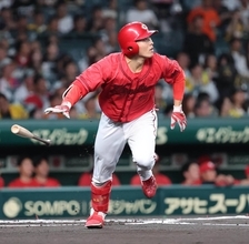 【広島】佐藤啓介が自身初の先頭弾！阪神・村上頌樹に痛烈一撃「思い切って振り抜けた」８・２５のプロ１号から約３週間で５本目　球団初の国立大出身で育成入団の３年目