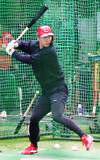 「【広島】二俣翔一が２年連続でブルージェイズ・岡本和真に弟子入り　確実性アップへヒント得る「打率も自然と…」」の画像1