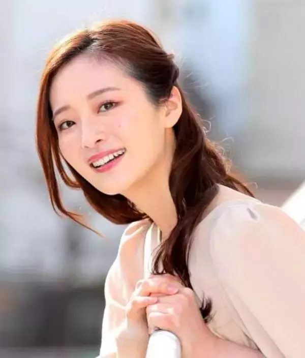 元「ミス東大」神谷明采　“ギリギリ”航空機搭乗の投稿を謝罪…事務所と大学院から厳重注意で「未熟さを痛感」