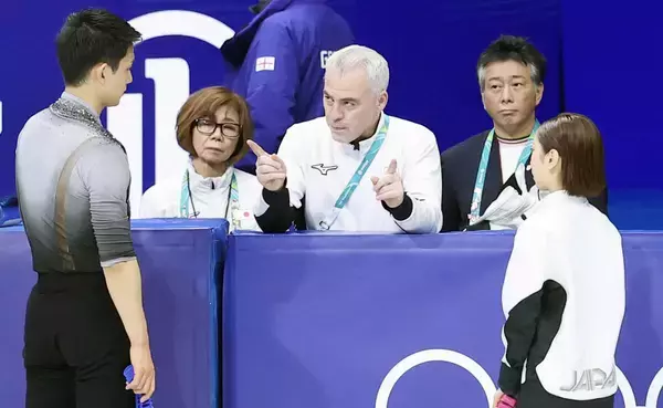 【五輪】「りくりゅう」逆転金メダルにコーチも涙　「彼らは魔法を生み出した」