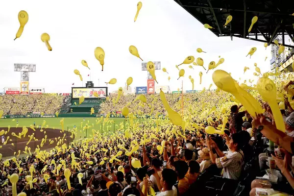 【阪神】「ラッキーセブンのジェット風船」が甲子園開幕で７年ぶりに復活　才木浩人「７回まで投げられたら」　あいみょんが始球式「正真正銘の故郷！」