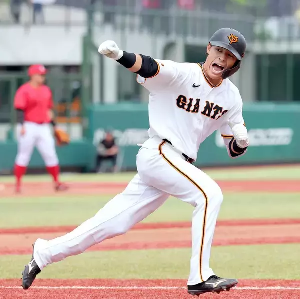【巨人】中田歩夢がサヨナラ打！　２安打２打点で「最高です！」「このまま野球を終わりたくない」