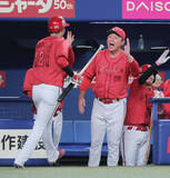 「【広島】名原典彦が７回にプロ初長打＆初打点＆初マルチ＆初得点「必死に食らいついていきました」　５回にプロ初安打　前日に支配下登録の４年目がいきなりマルチ安打」の画像1