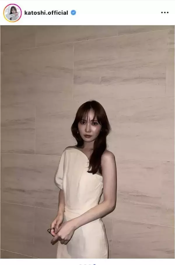 元日向坂４６・加藤史帆、ラインくっきり「女神すぎる…」「スタイルさすがに良すぎです！」純白ドレス姿