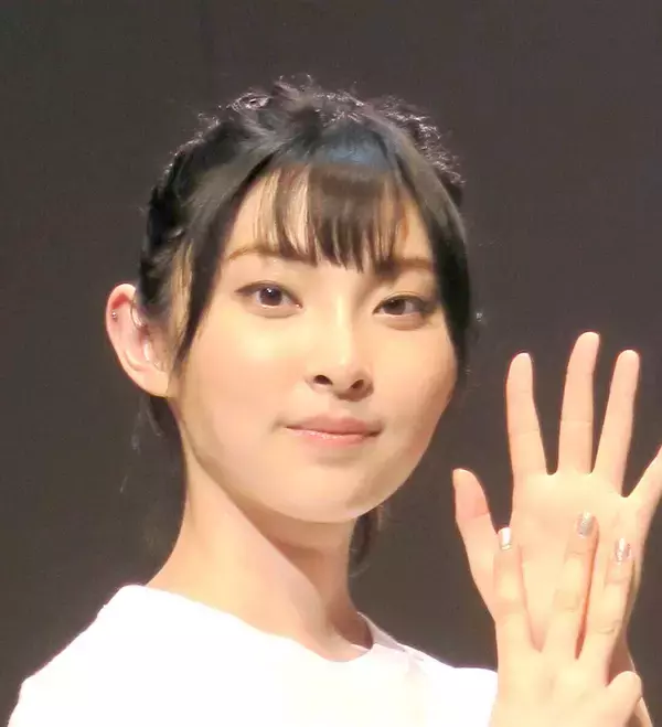 「もう３１歳なの！」「デビュー当時は幼くて…」月９歌手　雰囲気ガラリ「マジで」「なんか…」「美しくなってる」家入レオに反響