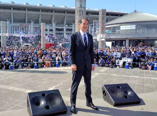 横浜ＦＭレジェンドＯＢ松永成立、約４０年ぶりの出勤に「“新人の松永です”と…年寄り新人です」２月からホームタウンの活動