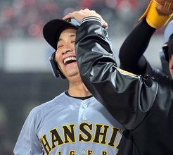 【阪神】延長１０回の死闘制し、広島戦８連勝　中野拓夢が同点タイムリー→木浪聖也が決勝２ラン「まさかいくとは思わなかった」降雨による開始遅延に約１時間の中断も