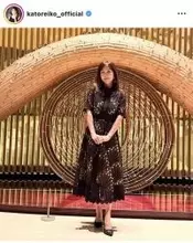 かとうれいこ、美脚透ける黒ワンピース姿にくぎ付け！「最高にお美しい」「とっても優雅で綺麗」「かわい～い！」