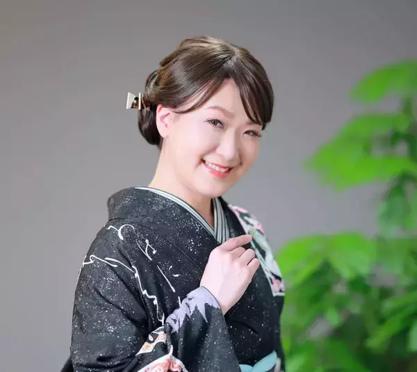 卵巣がんから復帰の市川由紀乃、尊敬するミスター没後初の新曲「長嶋さんへの愛は永久に不滅です」５・１３発売「ちりぬるを」