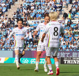 「【Ｊ２藤枝】長友先輩の５大会連続Ｗ杯代表入りが刺激　明大後輩・真鍋隼虎がプロ初２発「人並みの努力じゃ日本代表までいけない。いいお手本」」の画像1