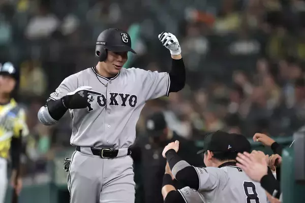 【巨人】佐々木俊輔、前半戦首位通過に「またさらにチームに勢い付いた」　猛打賞＆７号と躍動「３連勝で前半戦終われるように」