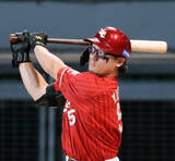 「【楽天】ＹＧ安田が４号３ラン　山下打撃コーチのゲキに感謝「背中を押してくれました」」の画像1