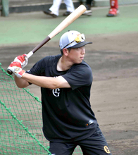 【巨人】戸郷翔征負傷後初の屋外フリー打撃で軽快４２スイング　フェンス直撃の当たり＆ベースランニングも