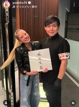 ３９歳・あびる優　「ほぼ夫」の男性と２ショット「やっぱりカッコイイぞ」…第２子出産から３年