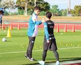 「Ｊ２札幌が沖縄・金武町でキャンプを開始…意欲的な選手の姿に川井健太新監督「良いスタートは切れた」」の画像1