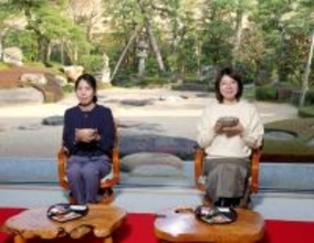 西山朋佳女流二冠「ばけばけ」聖地・島根での対局に「ますます活気づいている出雲市で対局できることをうれしく思う」