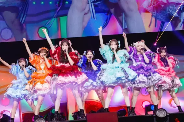 ＣＵＴＩＥ　ＳＴＲＥＥＴがカワイイラボ４周年ライブでバレンタイン掛け合い　桜庭遥花「チョコ受け取って！」