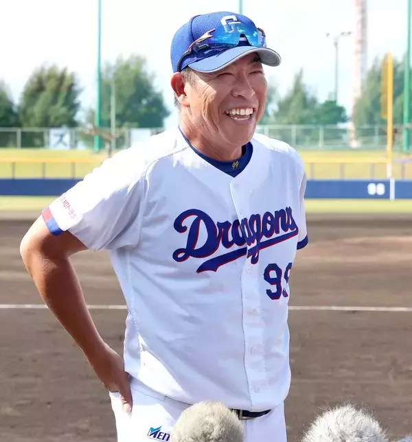 【中日】頭部死球の福永裕基は「大丈夫よ」井上一樹監督が異常なしを強調「船で帰れ」に「嫌だ」とジョークのやり取りも