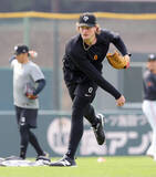 「巨人・ウィットリー、大好物・うなぎパワーでチーム勝率５割に戻す決意　初勝利のご褒美は神田のうなぎ店へ」の画像1