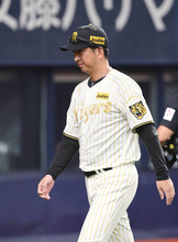 【阪神】藤川球児監督、５回途中４失点のルーカスに「１年かけて伸びていける選手になってほしい」