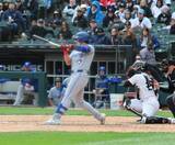 「岡本和真が４打席連続三振　９回の勝ち越し機で空振り三振…中前安打で本拠地デビューの村上宗隆と初対戦」の画像1