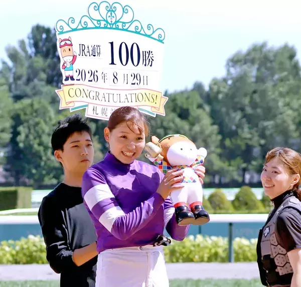 ＪＲＡ女性騎手４人目＆最速１００勝「感謝の気持ちでいっぱい」小林美駒騎手が飛躍の時