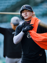 【巨人】丸佳浩が１か月ぶりスタメン「５番・左翼」ダルベックが３番、大城卓三が４番…阪神戦