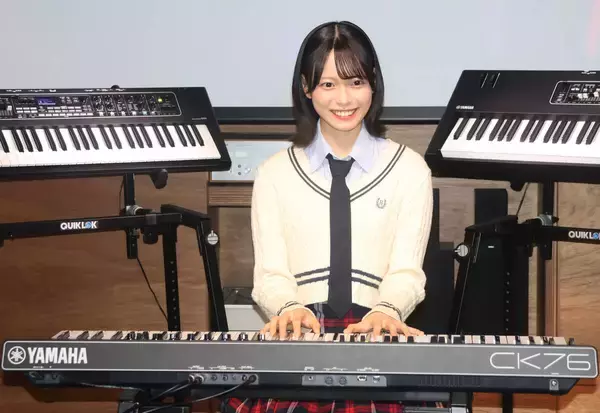ＡＫＢ４８・新井彩永、キーボードで「ヘビーローテーション」を演奏「音楽の良さを感じながら弾くことができた」