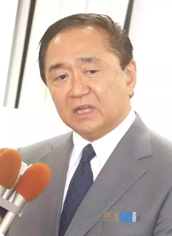 神奈川県の黒岩知事が慢性硬膜下出血で入院・手術　数日前から頭痛などの症状　