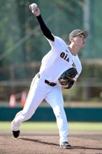 【巨人】泉圭輔　御前投球で打者のべ６人を無安打５Ｋも「野手も寒くて振れてなかったと思います」