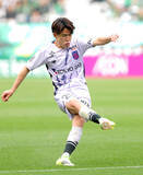 「ＦＣ東京・佐藤龍之介「圧倒的なプレーと数字、全てを残さないとＷ杯につながらない」１９歳の日本代表の英国遠征帰り初戦は不発」の画像1