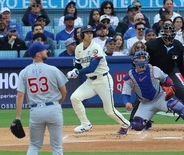 大谷翔平が１打席目に左安で４試合＆１４打席ぶり安打、二盗も成功　カブス先発の元ソフトバンク右腕レイから、１１戦ぶり本塁打なるか