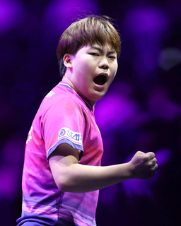 【卓球】松島輝空、驚異の粘りで８強進出　チャンピオンズ２勝目へ世界１３位を退ける…ＷＴＴチャンピオンズ横浜