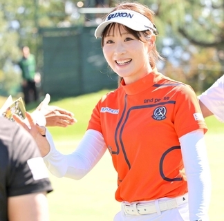 【女子ゴルフ】都玲華「この先やべえな～と。久しぶりに楽しい人生」　自己ベスト「６５」で１２位　シード獲得へランク５５位浮上