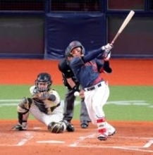 森下翔太が侍の切り札だ！「１球の集中力を」終盤の代打で２点打　井端監督「得点圏で使いたいと思っていた」