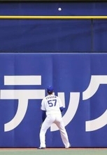 【阪神】森下翔太がバンテリンＤホームランウイング１号！　２戦連発５号アーチで反撃開始「（村上）頌樹さんに1点も取ってあげられていませんでした」