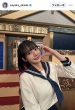 「どう見ても女子高生」岡田紗佳の制服姿が「現役でもいけそう」と反響「超お似合い」「え、３２歳なんですか！？」