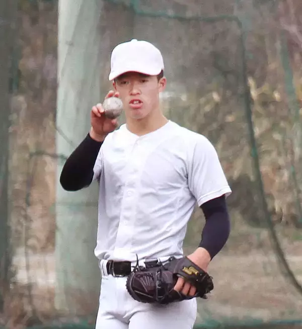 【センバツ】大阪桐蔭のＭＡＸ１５３キロ右腕・吉岡貫介「１５６キロ出したい」横浜・織田にライバル心を燃やす