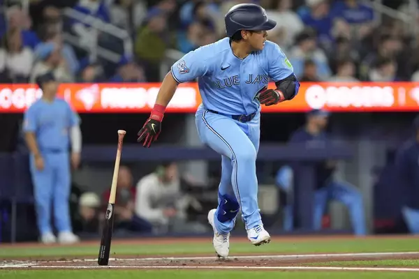 岡本和真が投手・大谷翔平と初対決　２打席目は一飛…１打席目は１６１キロ直球で三振　好機で２打席凡退