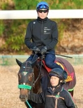 【ヴィクトリアＭ・金曜気配】武豊騎手と挑むエリカエクスプレスは２枠４番　杉山晴調教師「悪い印象はないです」