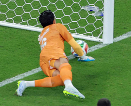 【Ｗ杯】４発圧勝貢献のDF冨安健洋、日本代表でのプレーは「当たり前じゃない」　“逆１ミリ”でゴールならず