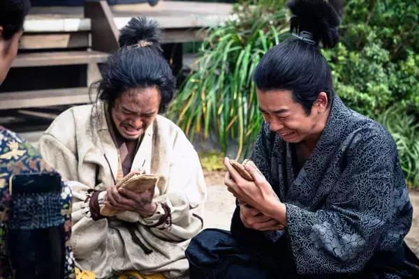 【豊臣兄弟！】仲野太賀　「本能寺の変」の撮影を回想「小栗旬さんが現場にいるときの安心感と存在感は格別だった」　次回の見所は「光秀と秀吉の対決」