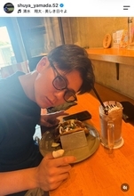 “虎のプリンス”が幼少期ショットを公開！２１歳の誕生日を迎えた山田脩也「自分らしく、一歩ずつ」...仙台育英高で２２年夏甲子園優勝原動力