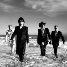 Ｕ２、９年ぶり１６作目の新アルバム発売決定　１１月１３日「光の祝祭～カルナバル・デ・ルス」　２５日は結成５０周年記念日