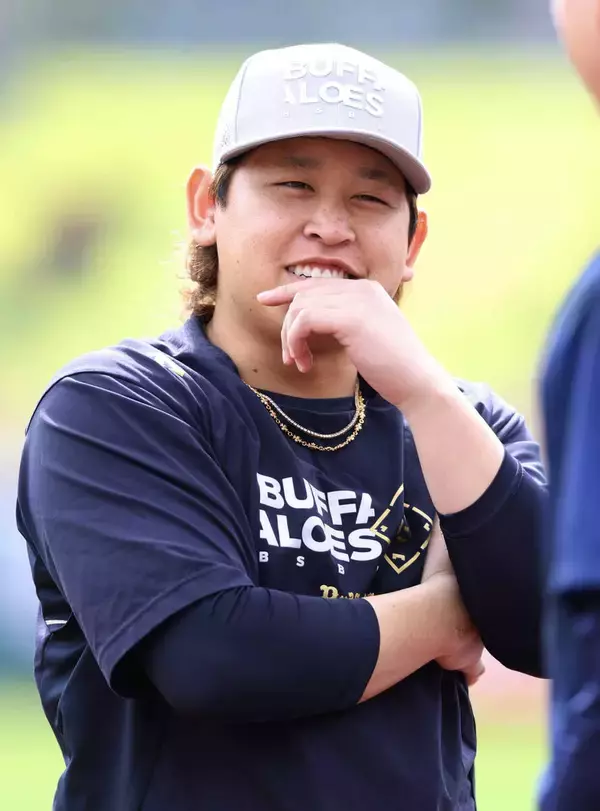 【オリックス】宮城大弥が３年ぶり安打へ打撃用手袋に初のライムグリーン採用「自分から一番、ほど遠い色」