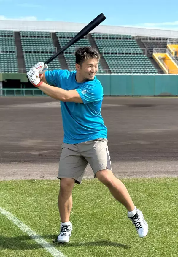 鈴木誠也　メジャー移籍の岡本和真、村上宗隆にエール「若い選手たちがＭＬＢに来やすくなるよう、道筋になってくれたら」