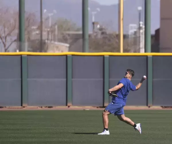 鈴木誠也がＷＢＣへキャンプ地で自主トレ　前回大会は直前の故障で辞退、リベンジへ順調調整